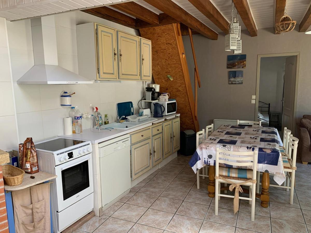 Maison De Pays Au Centre Du Village Saint-Martin-de-Ré Kültér fotó